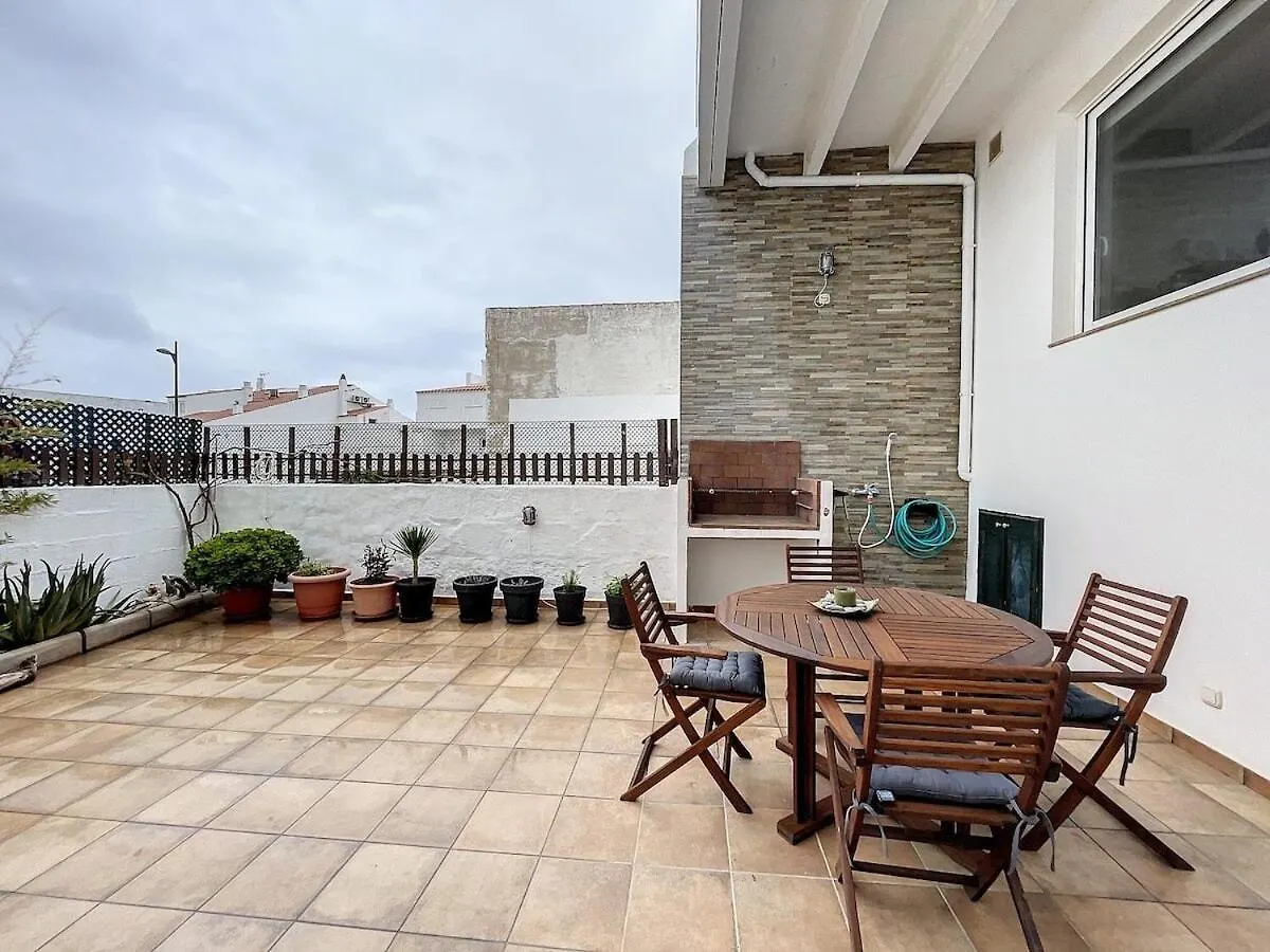 F96 Apartamento Ubicado En El Corazon De Fornells Fornells